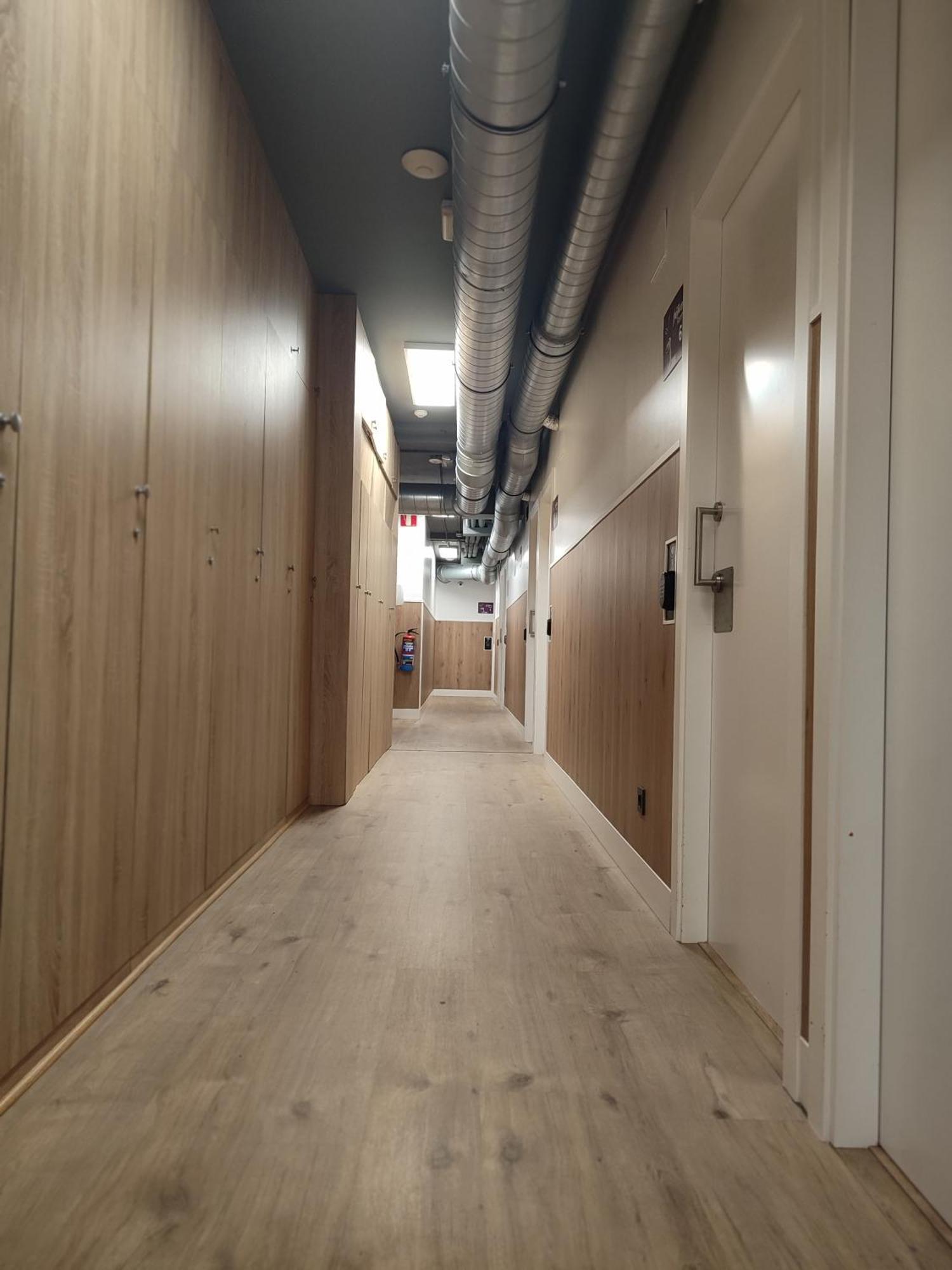 Bilbao Metropolitan Hostel By Bossh Hotels Εξωτερικό φωτογραφία