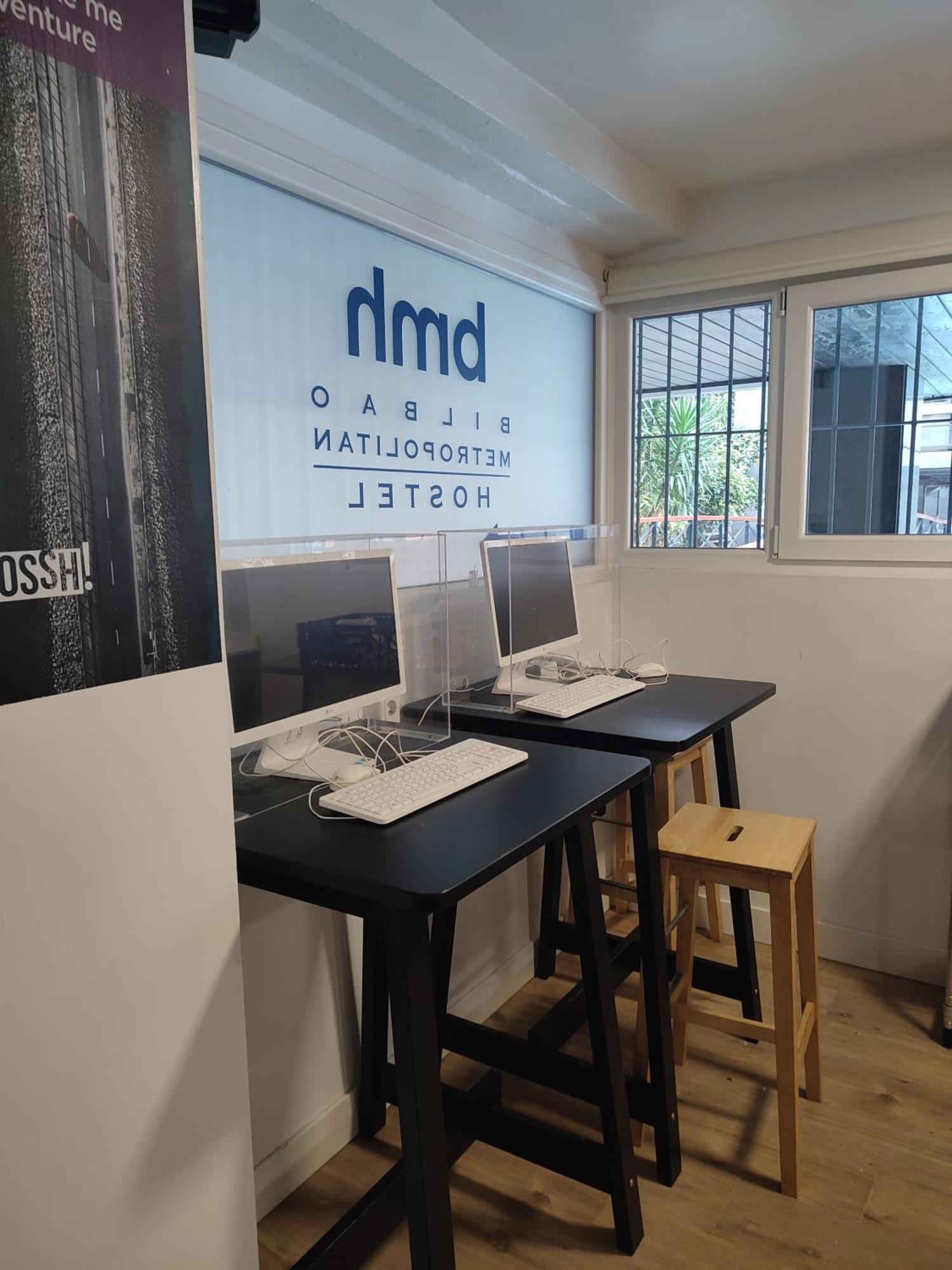 Bilbao Metropolitan Hostel By Bossh Hotels Εξωτερικό φωτογραφία