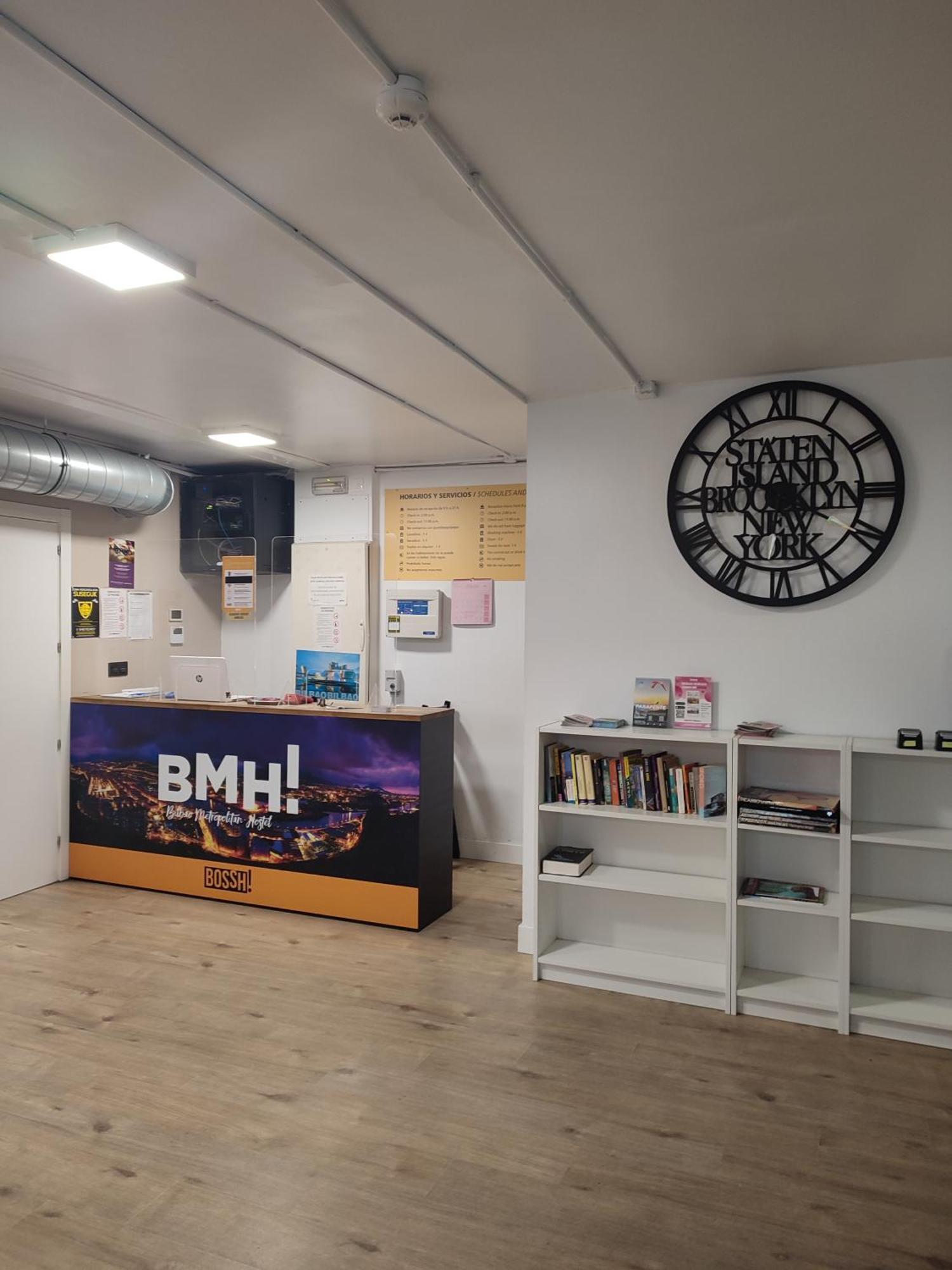 Bilbao Metropolitan Hostel By Bossh Hotels Εξωτερικό φωτογραφία